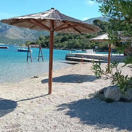 Zrnovo Holiday Home Villa Kastel מראה חיצוני תמונה