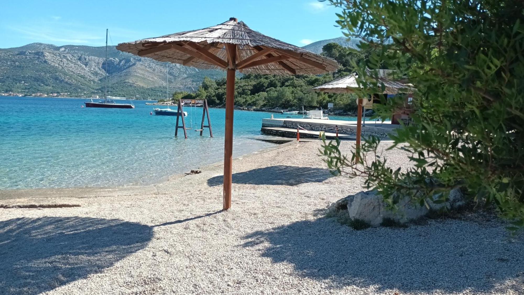 Zrnovo Holiday Home Villa Kastel מראה חיצוני תמונה