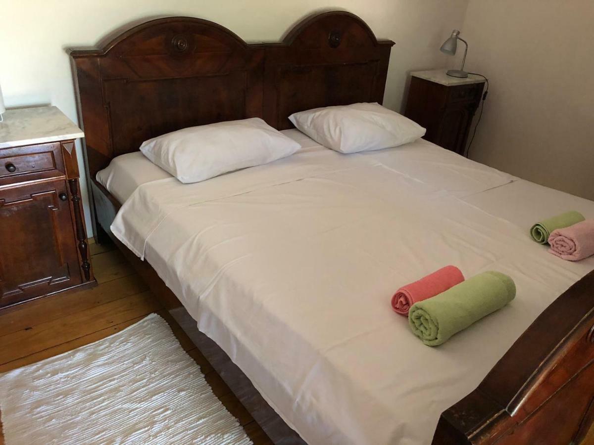 Zrnovo Holiday Home Villa Kastel מראה חיצוני תמונה